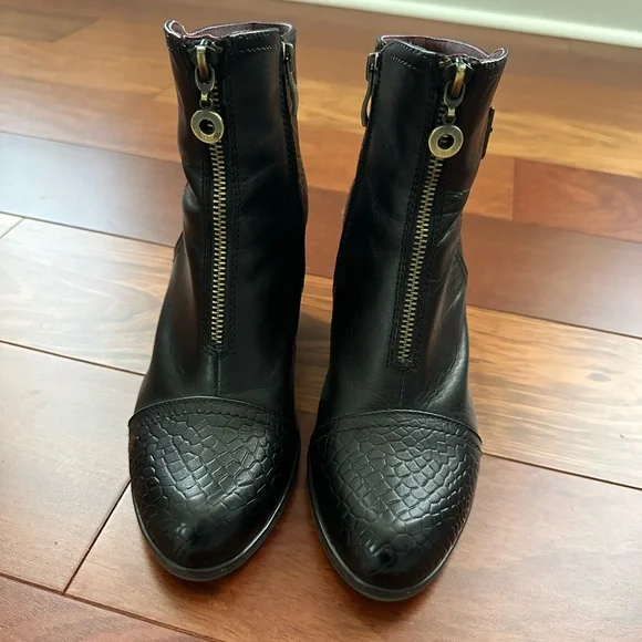 Spring Step L’Artiste Carisa leather bootie in black size EU37. - Picture 3 of 7